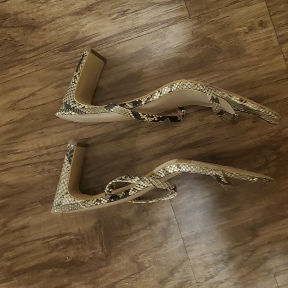 Amazon the drop sandal size 13 - Picture 4 of 8